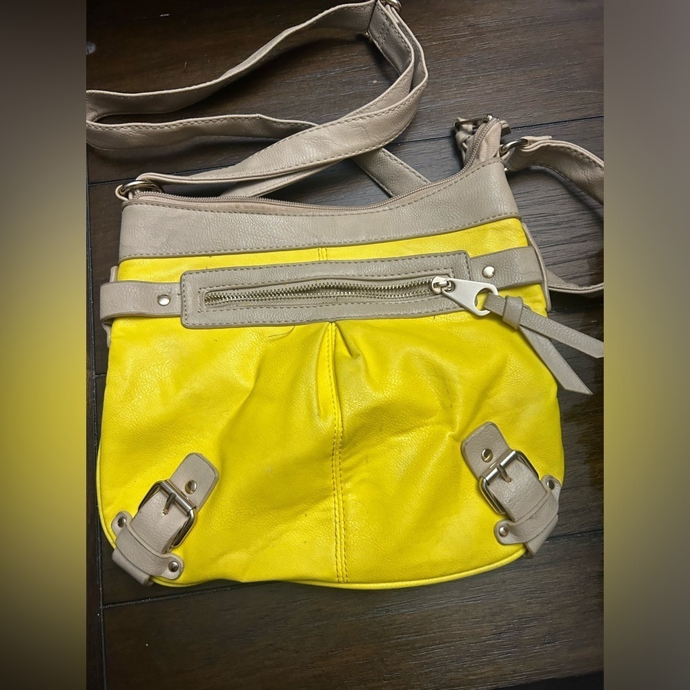 Charming Charlie Purse